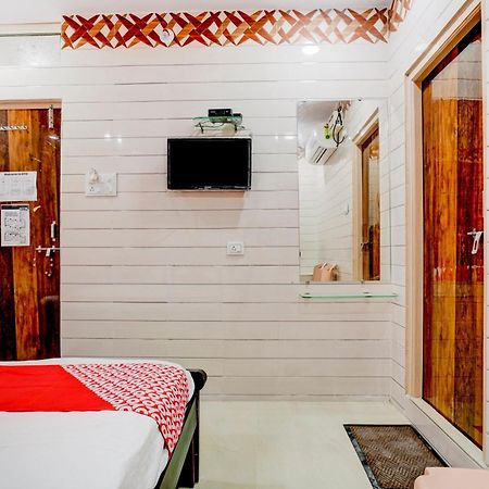 Hotel O Aroma Classic Near Nampally Main Railway Station Hyderabad Ngoại thất bức ảnh