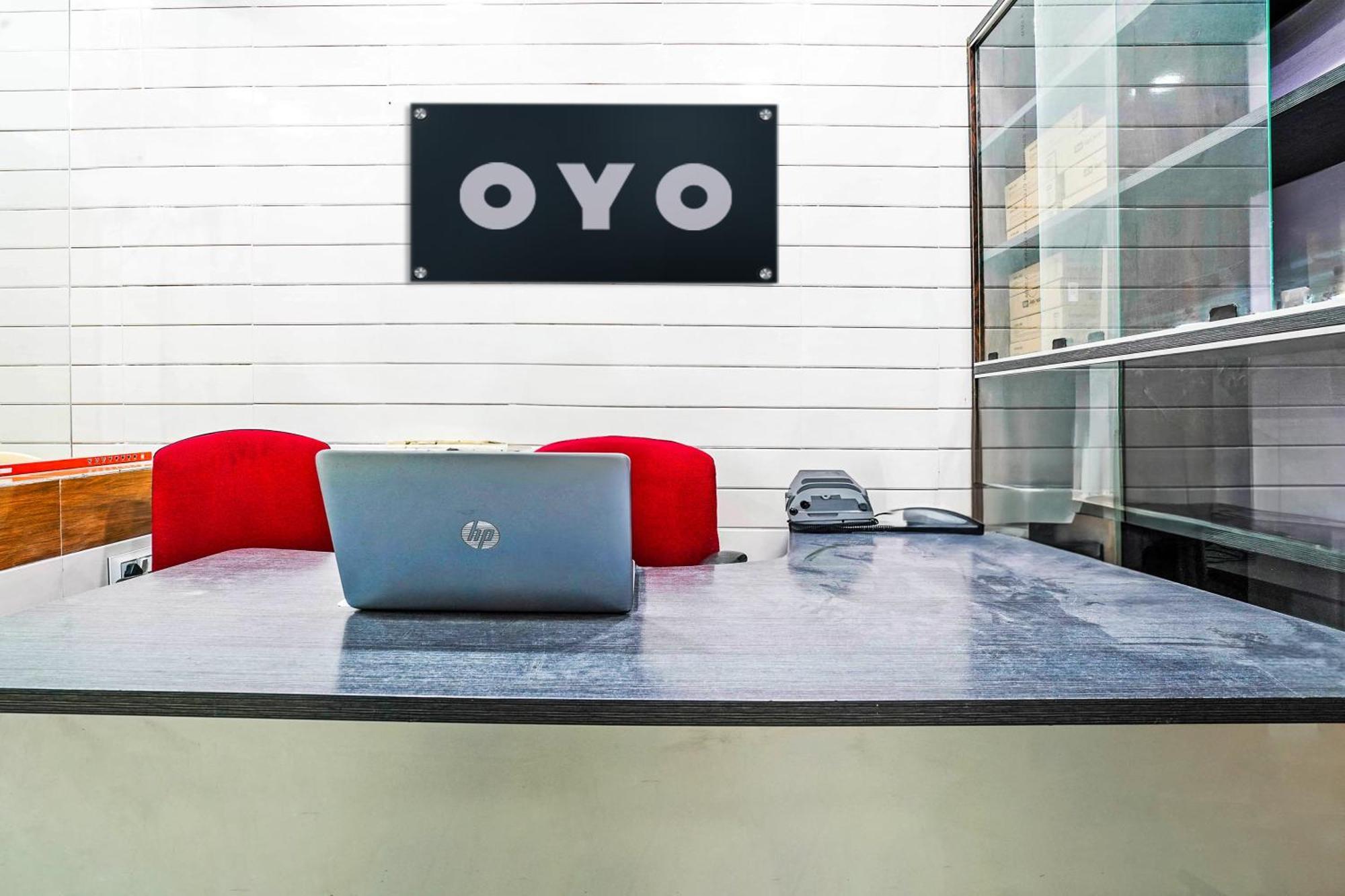 Hotel O Aroma Classic Near Nampally Main Railway Station Hyderabad Ngoại thất bức ảnh