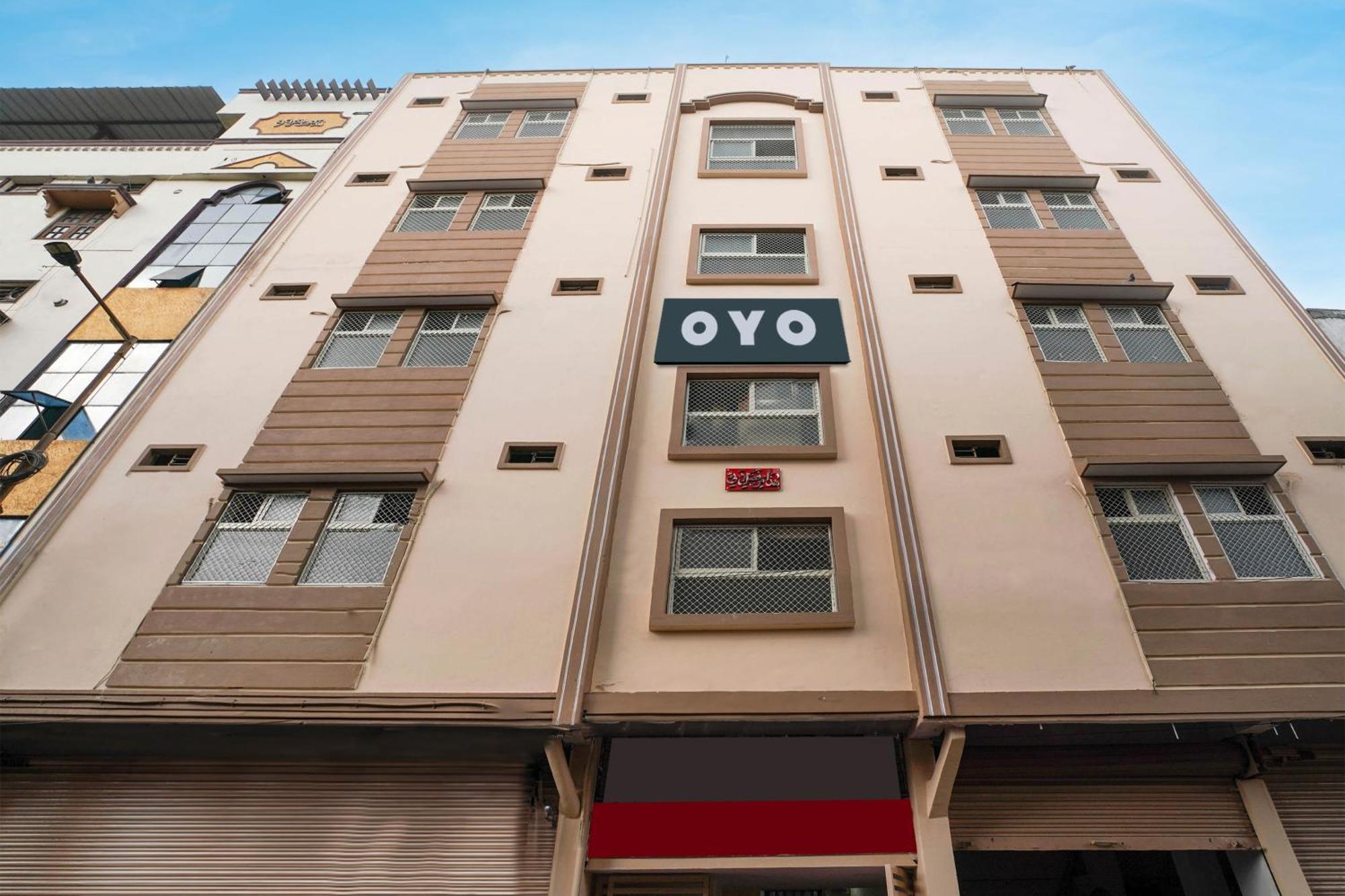 Hotel O Aroma Classic Near Nampally Main Railway Station Hyderabad Ngoại thất bức ảnh