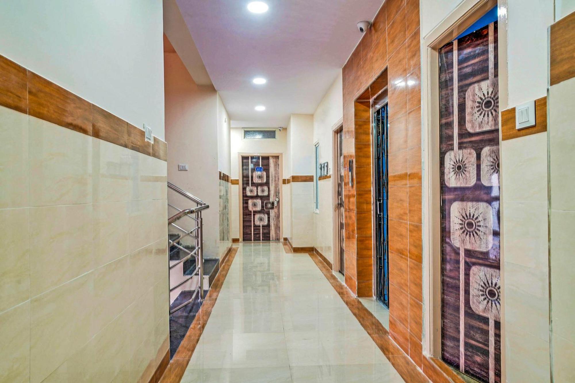 Hotel O Aroma Classic Near Nampally Main Railway Station Hyderabad Ngoại thất bức ảnh